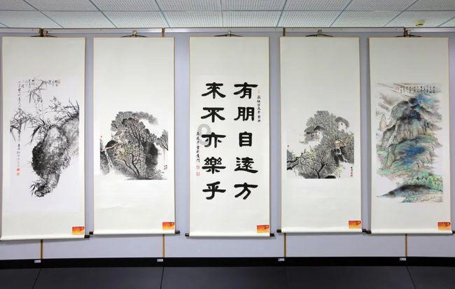 潢川县隆古乡集中学习《中华人民共和国法律援助法》